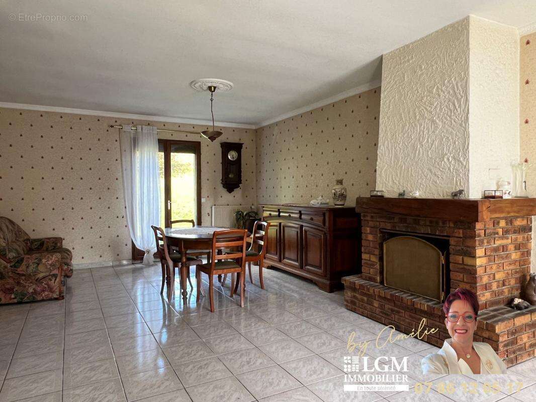 Maison à ESSOMES-SUR-MARNE