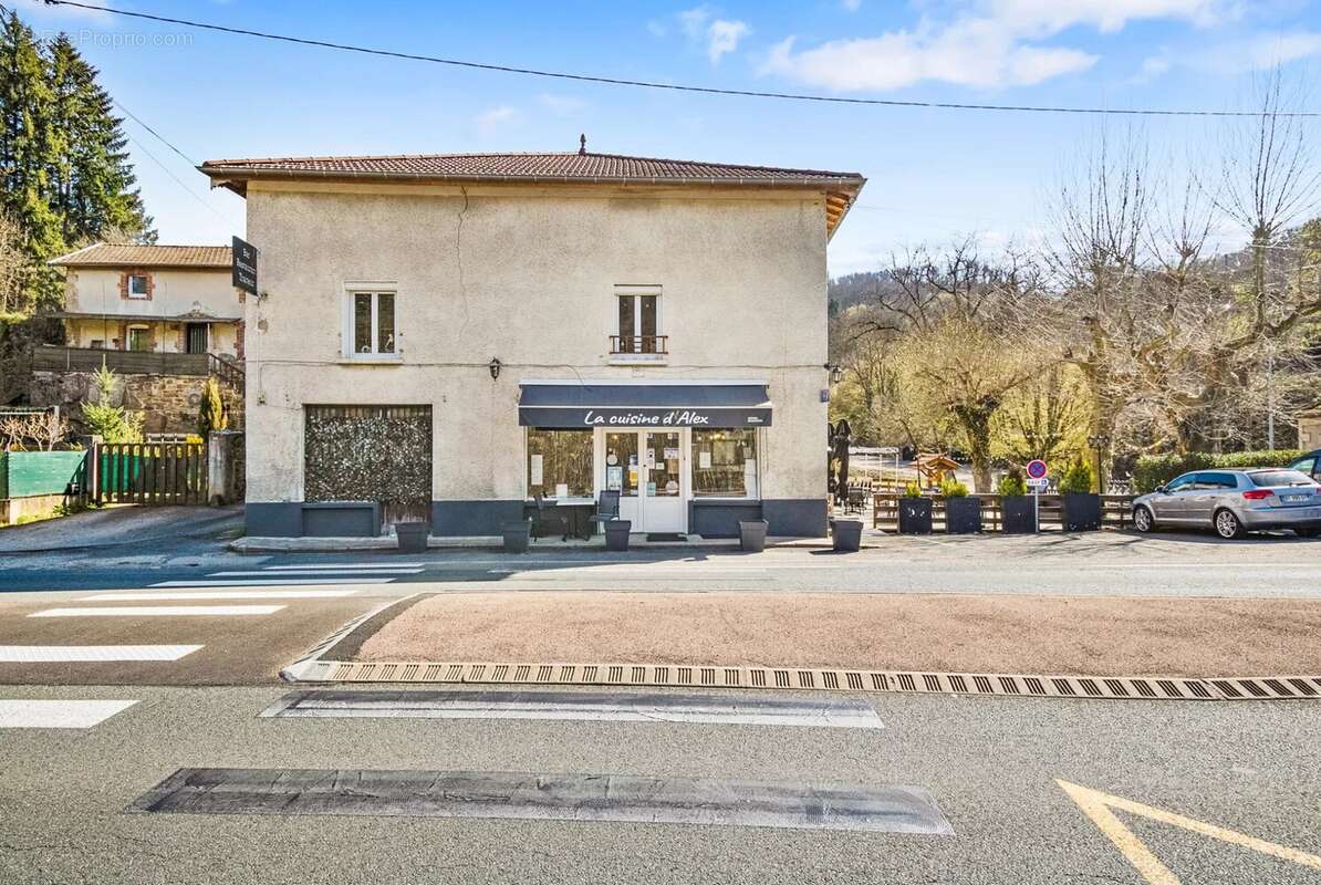 Appartement à CHAMBOST-ALLIERES