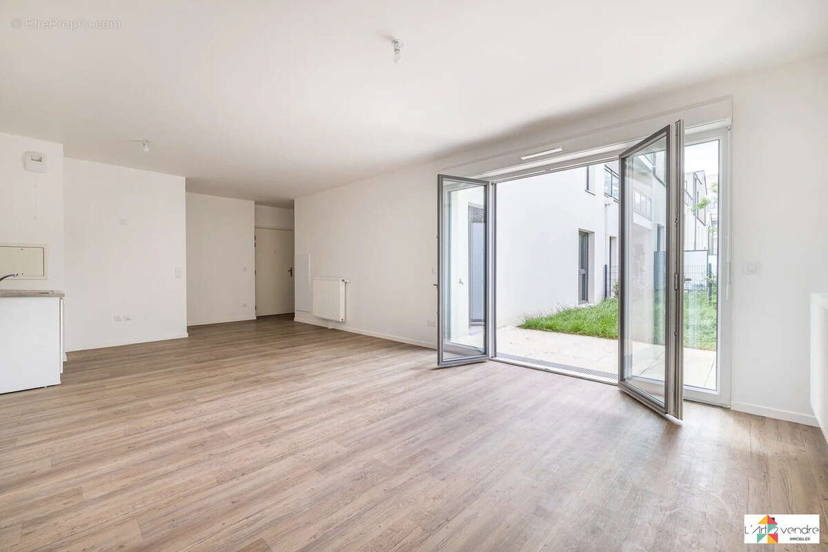 Appartement à MOISSY-CRAMAYEL