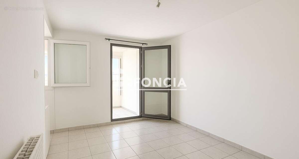 Appartement à MARSEILLE-11E