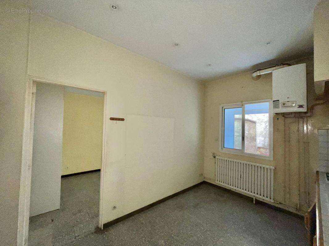 Appartement à MEZE