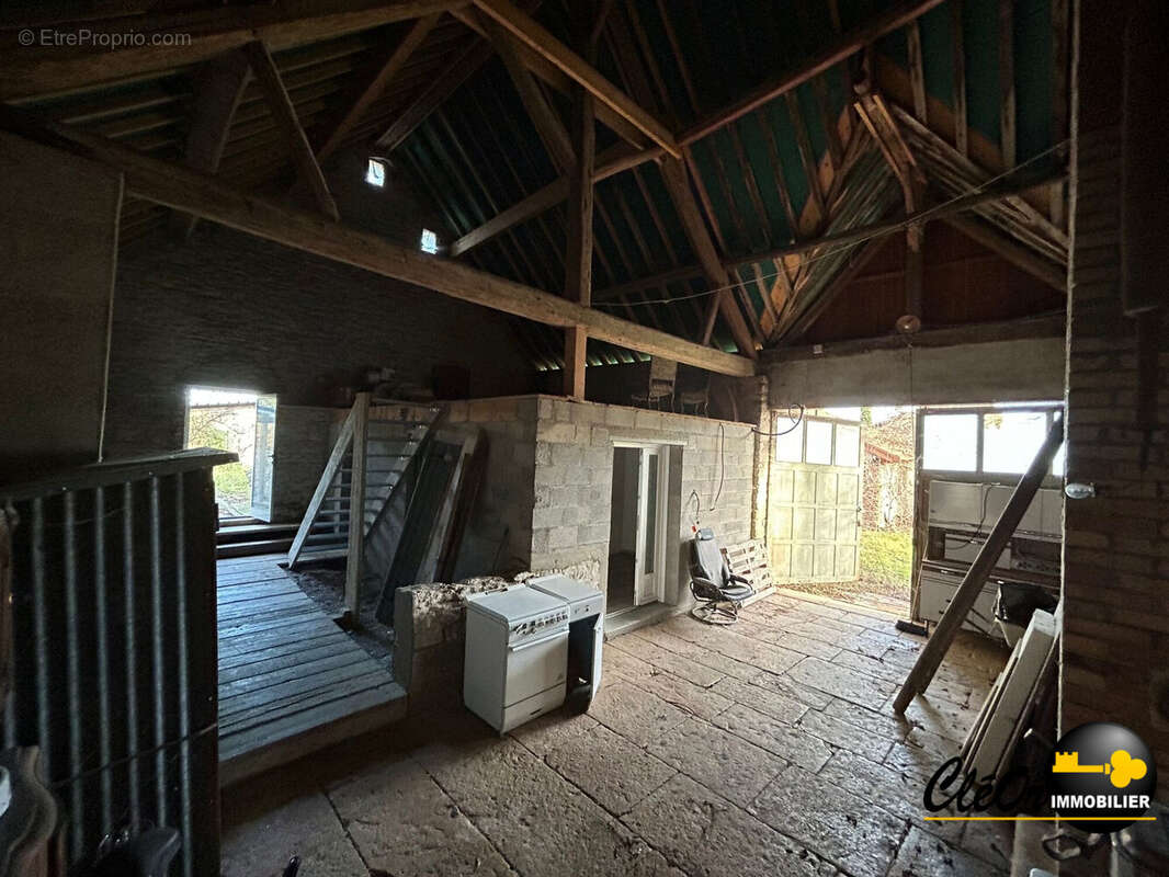 Maison à SAINT-MARCEL