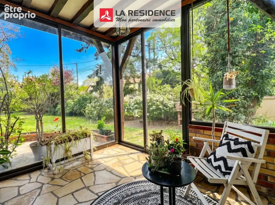 Maison 5 pièces 106 m² à vendre à Verneuil-Sur-Seine (78480) - photo 5