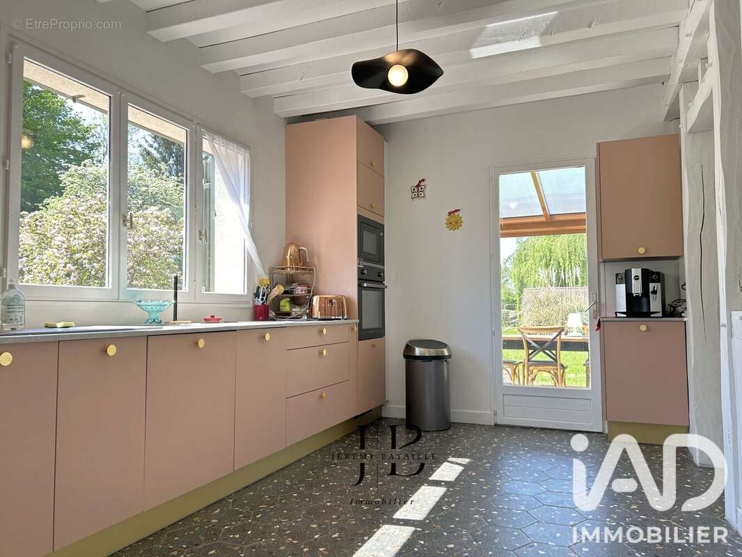 Maison 145 m² à Bonneville-Sur-Touques  - photo 4