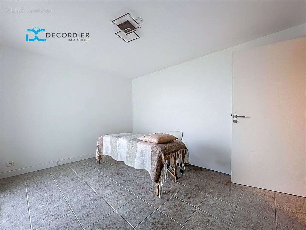 Maison neuvecelle centre - photo 18