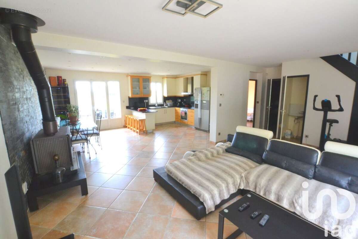 Photo 5 - Maison à ORGERUS