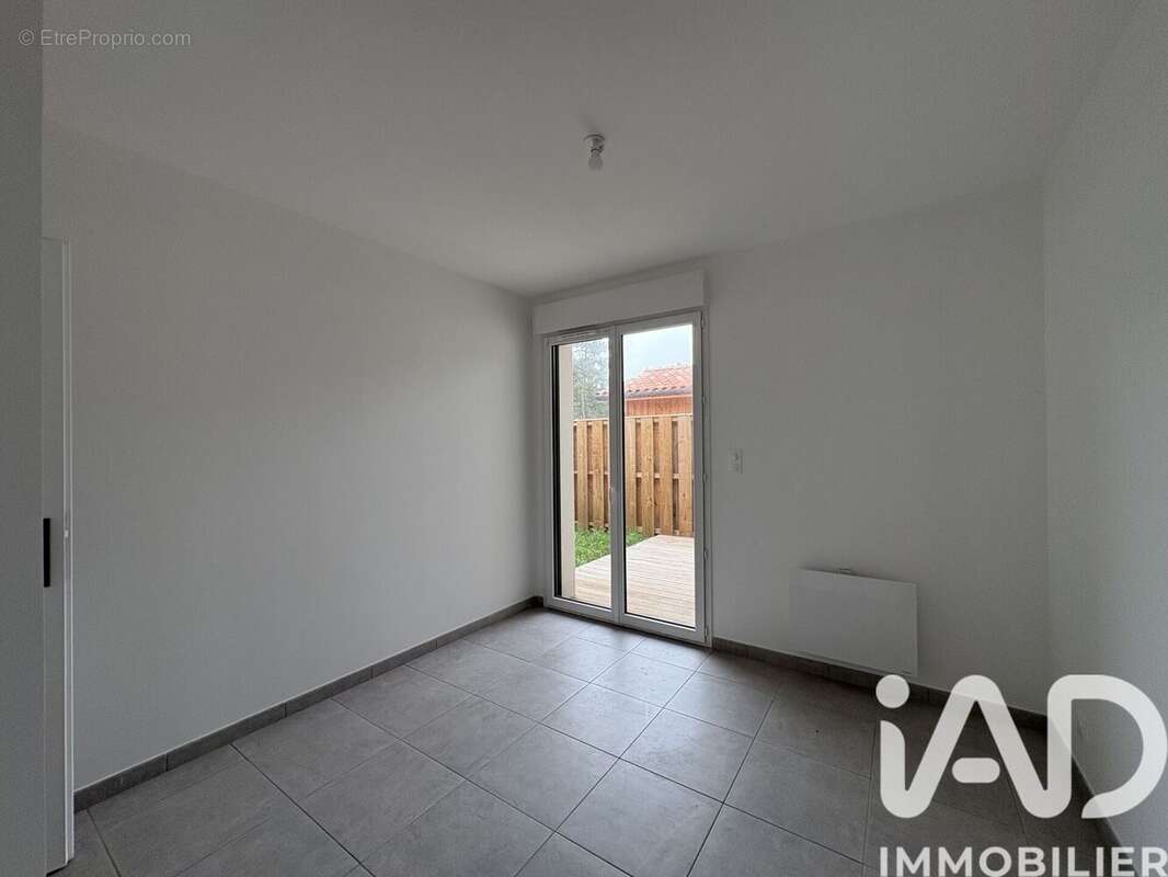 Photo 2 - Appartement à VENDAYS-MONTALIVET