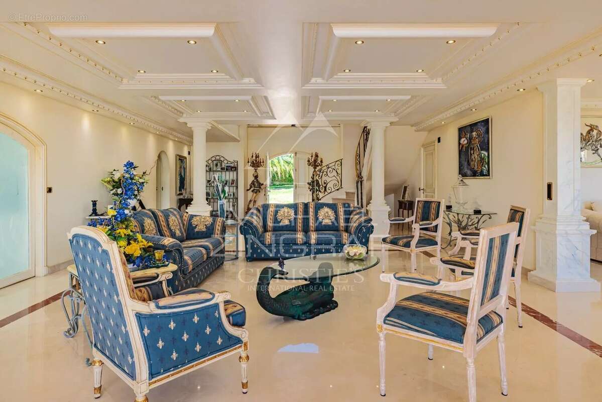 Villa vue mer panaromique sur le village de Saint-Tropez - photo 13