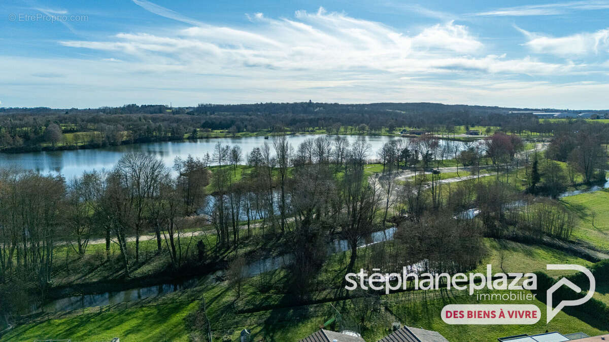 Maison à BOURG-EN-BRESSE