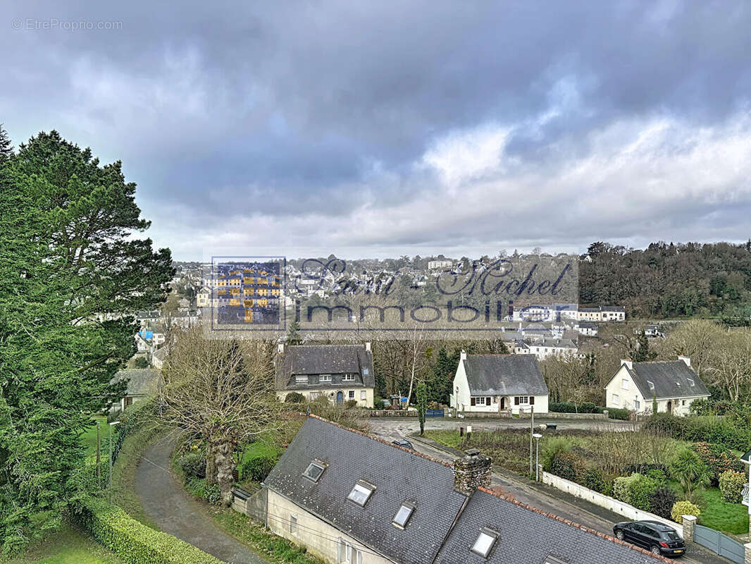 Appartement à QUIMPERLE