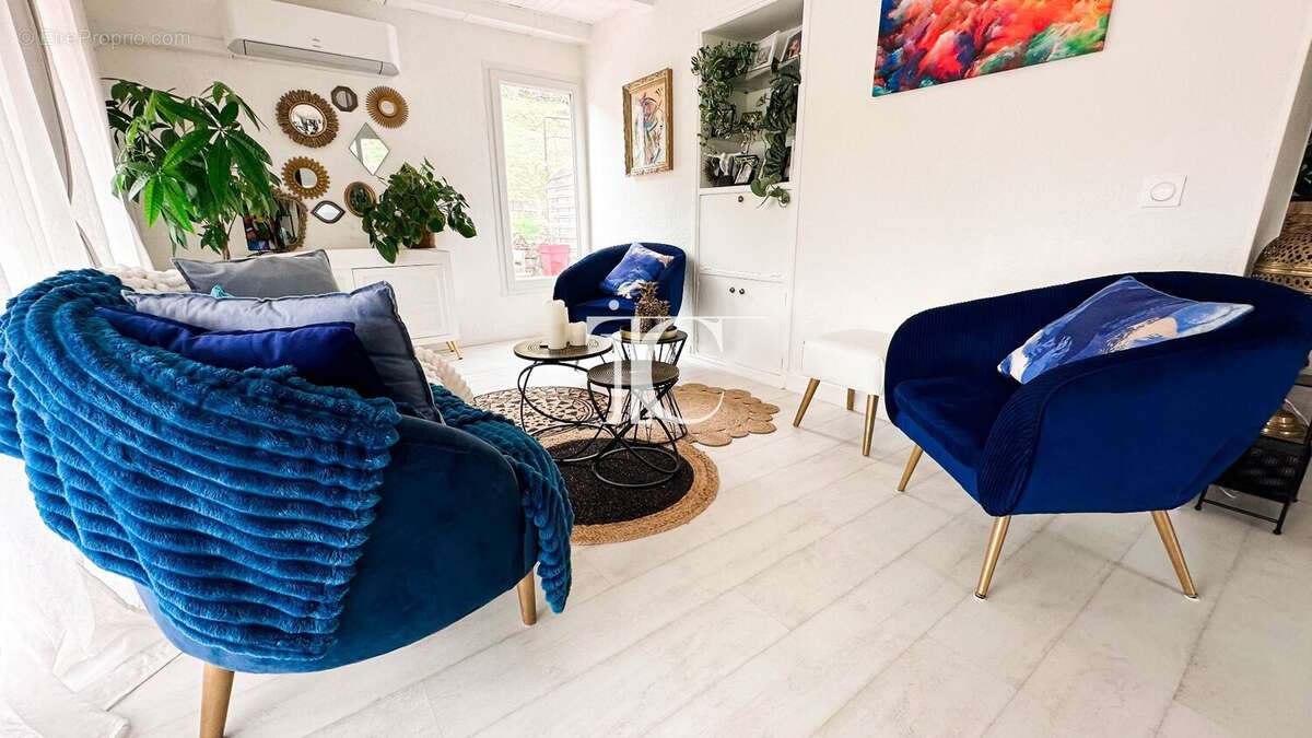 Maison à SAINT-AMBROIX