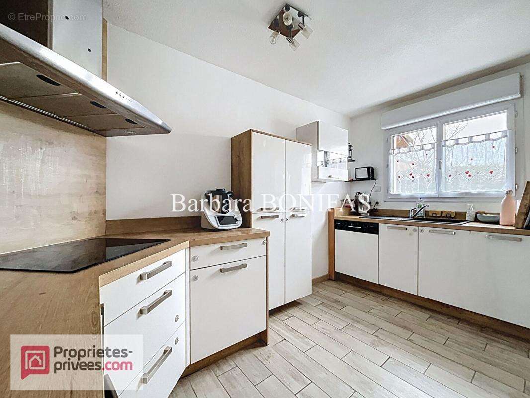 Maison à SAINT-SULPICE