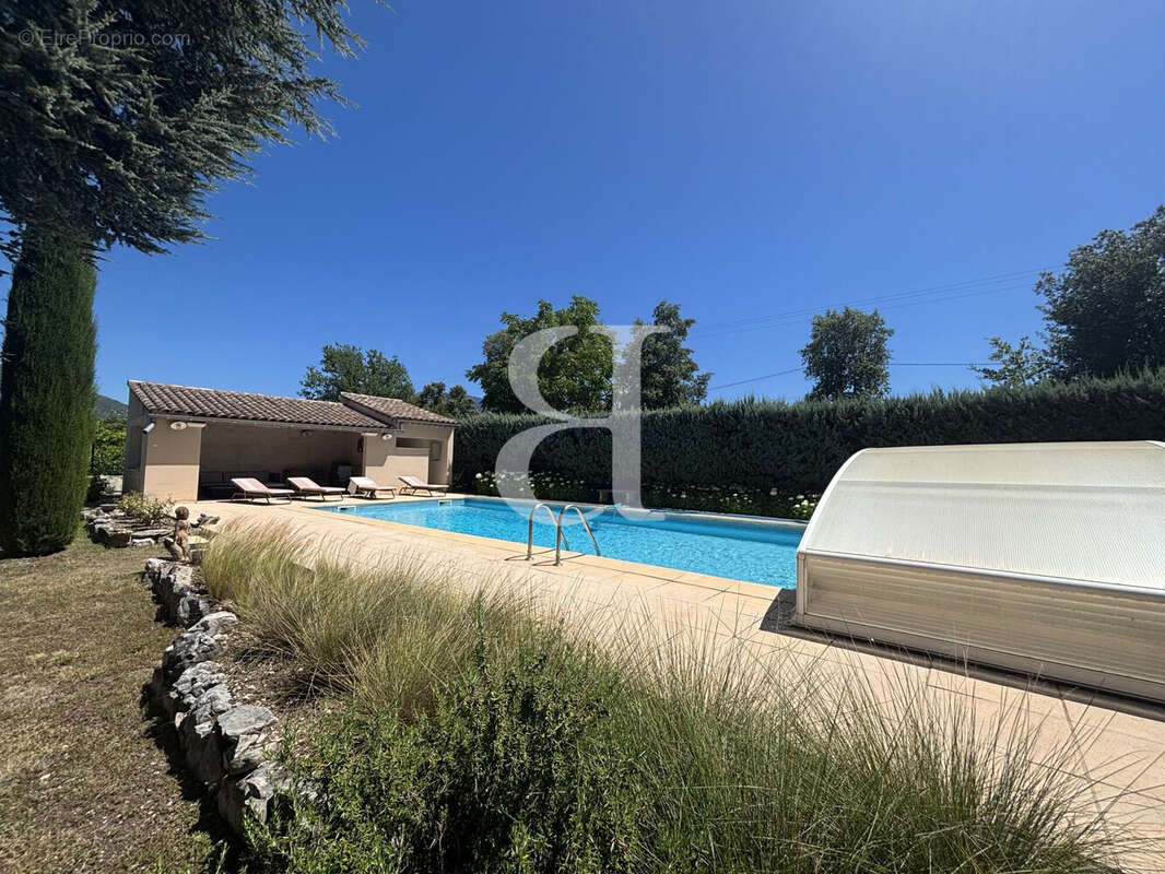 Maison à VAISON-LA-ROMAINE