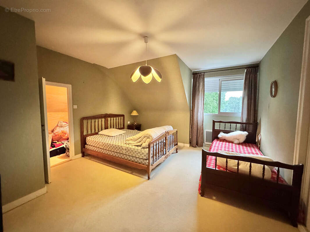 Maison à SAINT-THURIAU