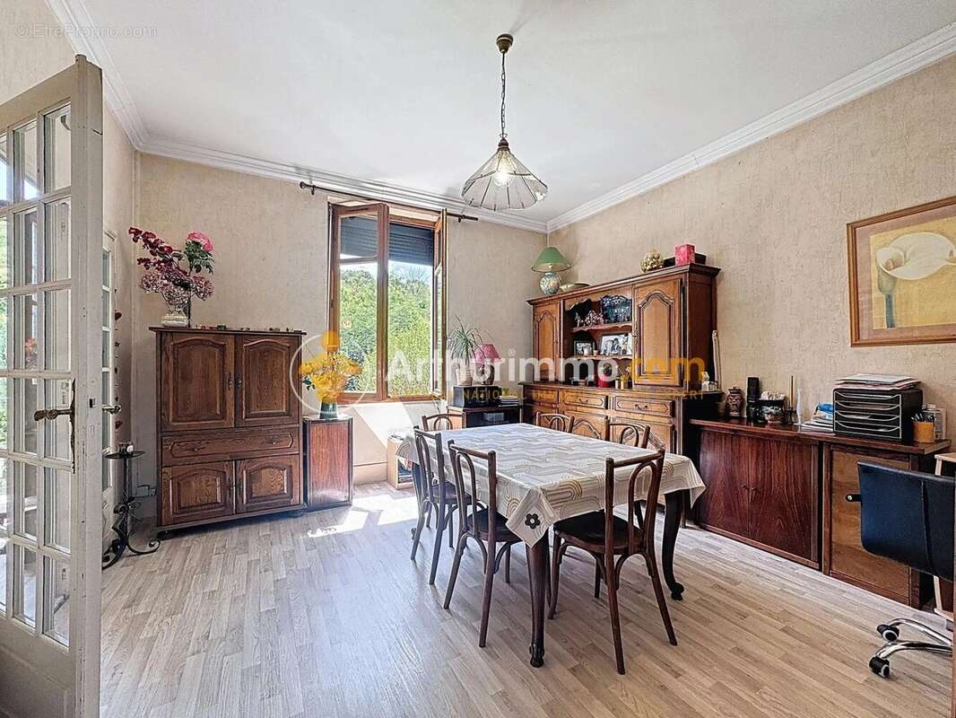 Maison à BOURGOIN-JALLIEU