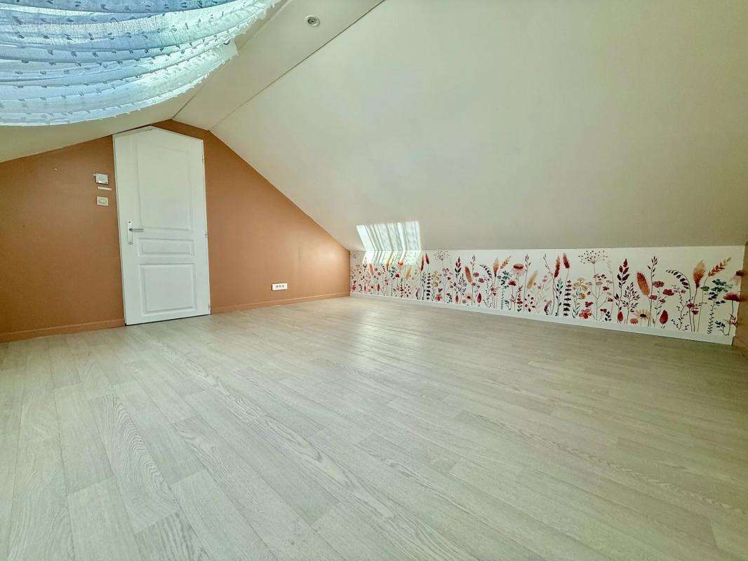 Maison à SAINT-GENIX-SUR-GUIERS