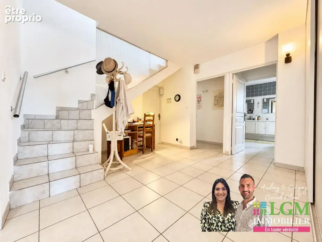 FABRÈGUES – 165 m² • 5 chambres • Piscine • Plus de 1000 m² au calme absolu - photo 8