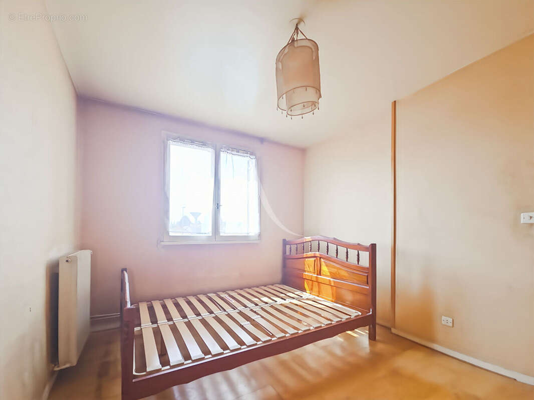 Appartement Les Mureaux 5 pièce(s) 90m² - photo 10