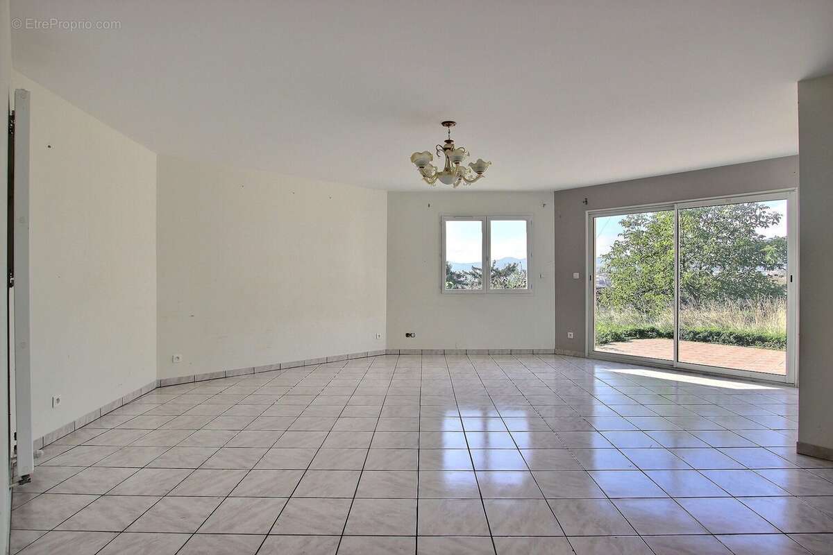 Maison à CLERMONT-FERRAND