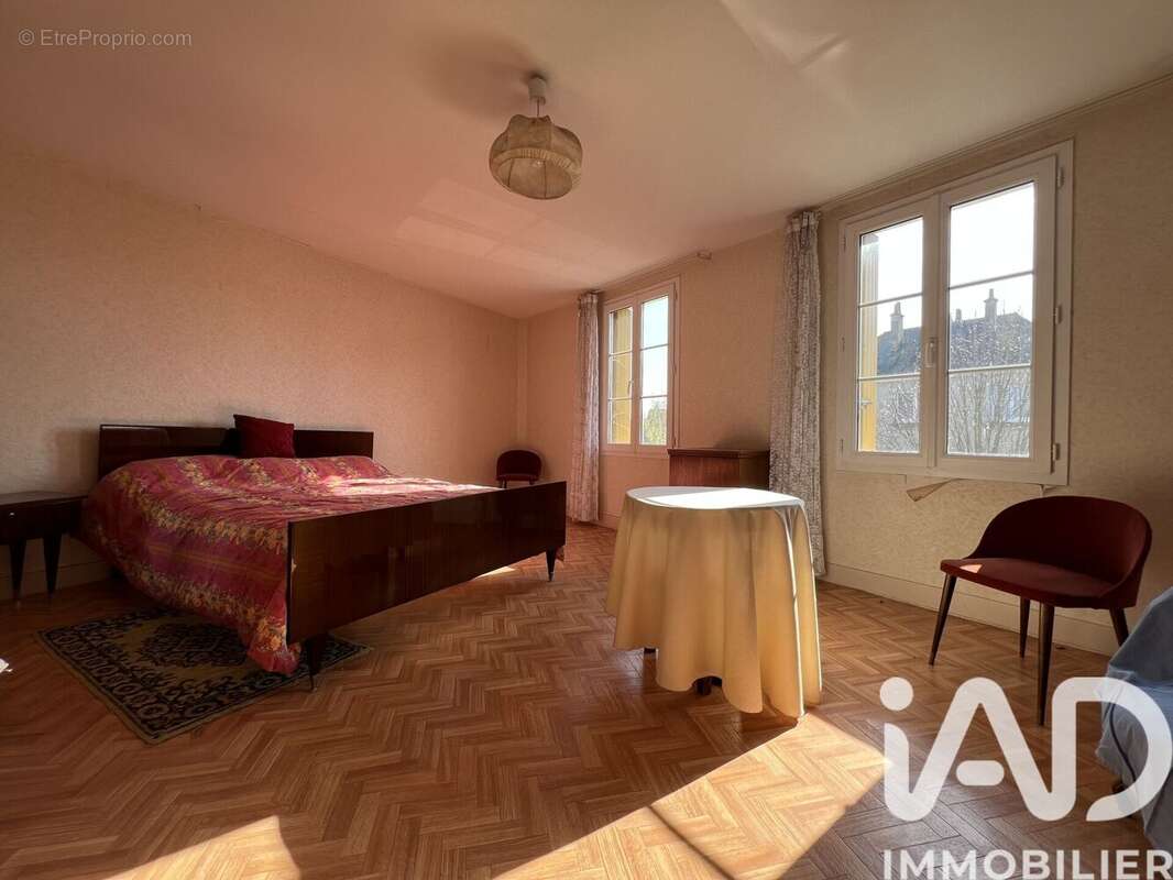 Maison 107 m² à Forges  - photo 9