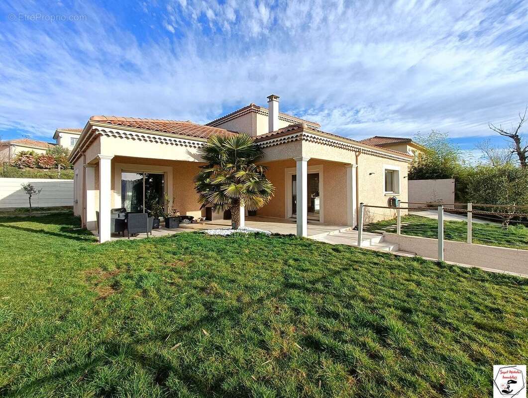 Maison à COLOMBIER-LE-VIEUX