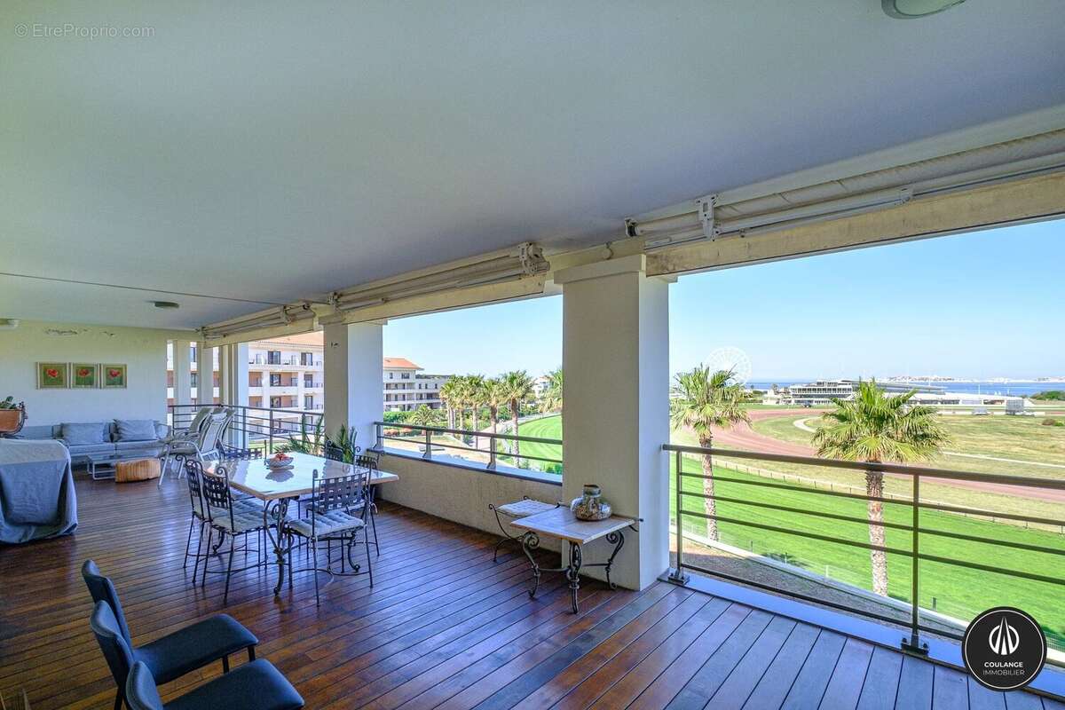 Appartement à MARSEILLE-8E