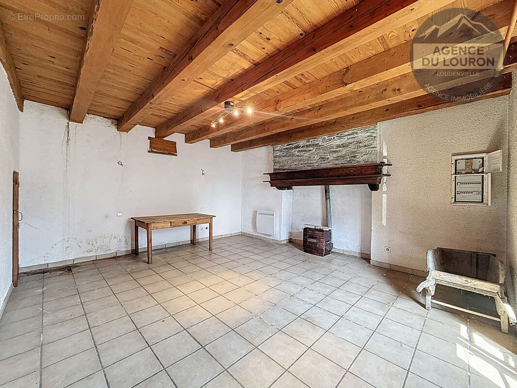 Maison à LOUDERVIELLE