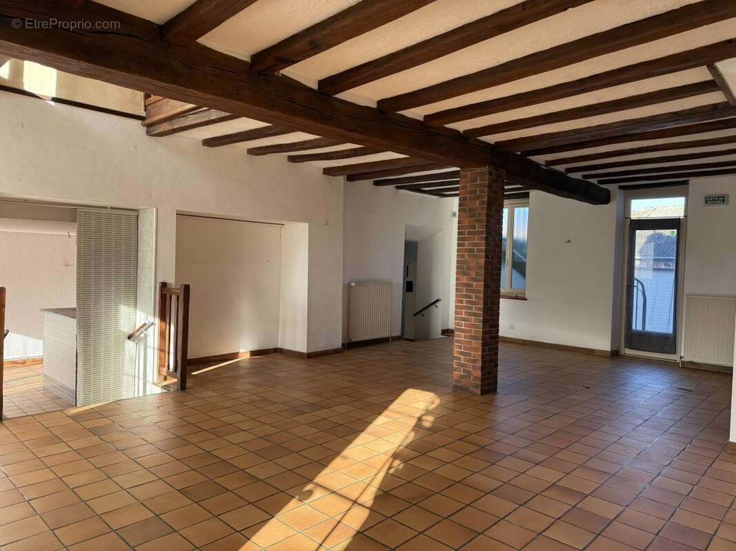 Appartement 260 m² à Beaupreau  - photo 3