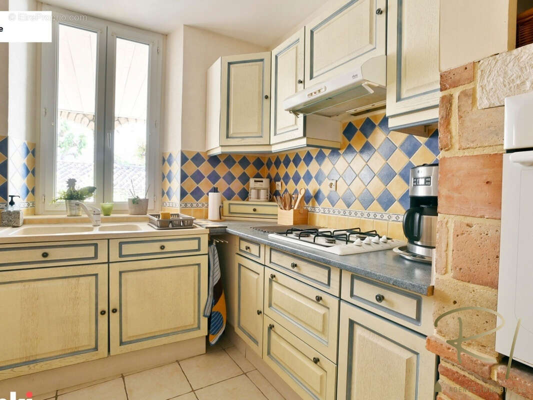 Maison de village avec deux appartements et terrasses - photo 9