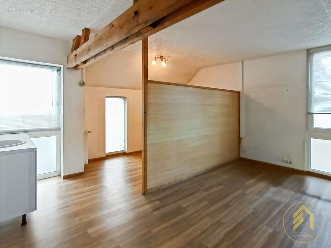 Maison à SAINT-PIERRE-LES-NEMOURS