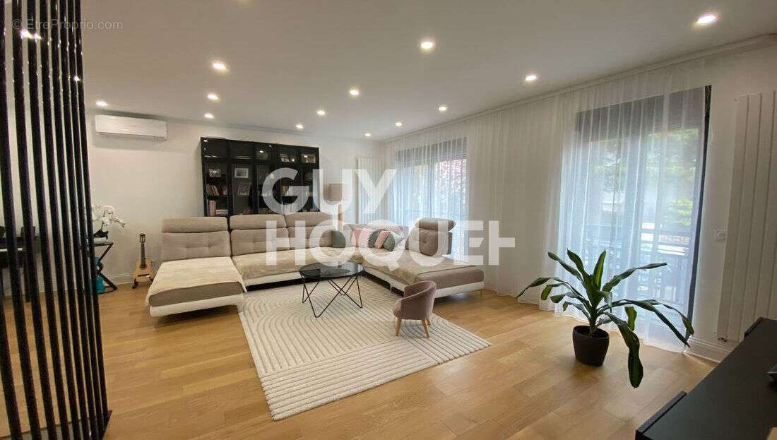 Maison à LES PAVILLONS-SOUS-BOIS