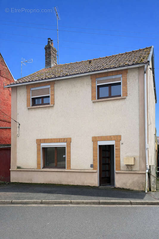 Maison à FLIXECOURT