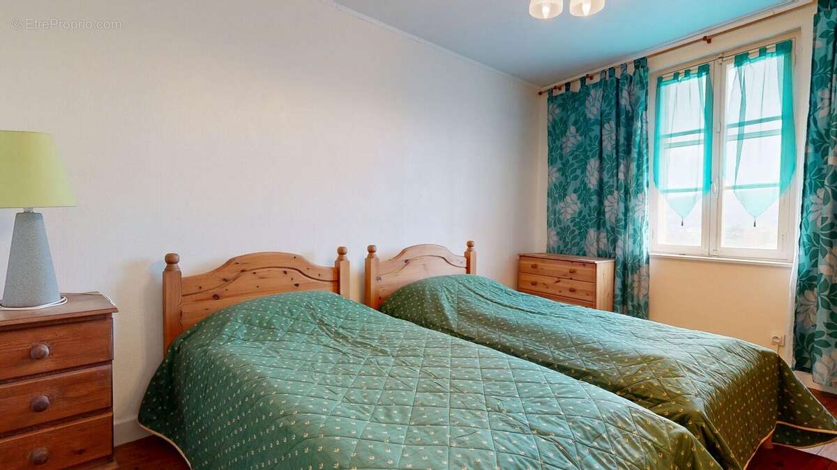 Ensemblededeuxmaisons03122026110738 - Maison à SAINT-CYPRIEN