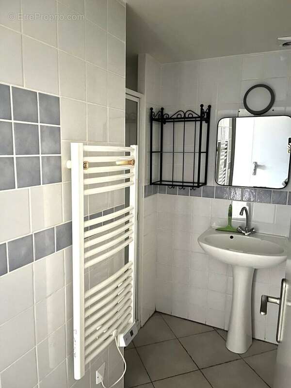 Appartement à SAINT-CYR-SUR-MER