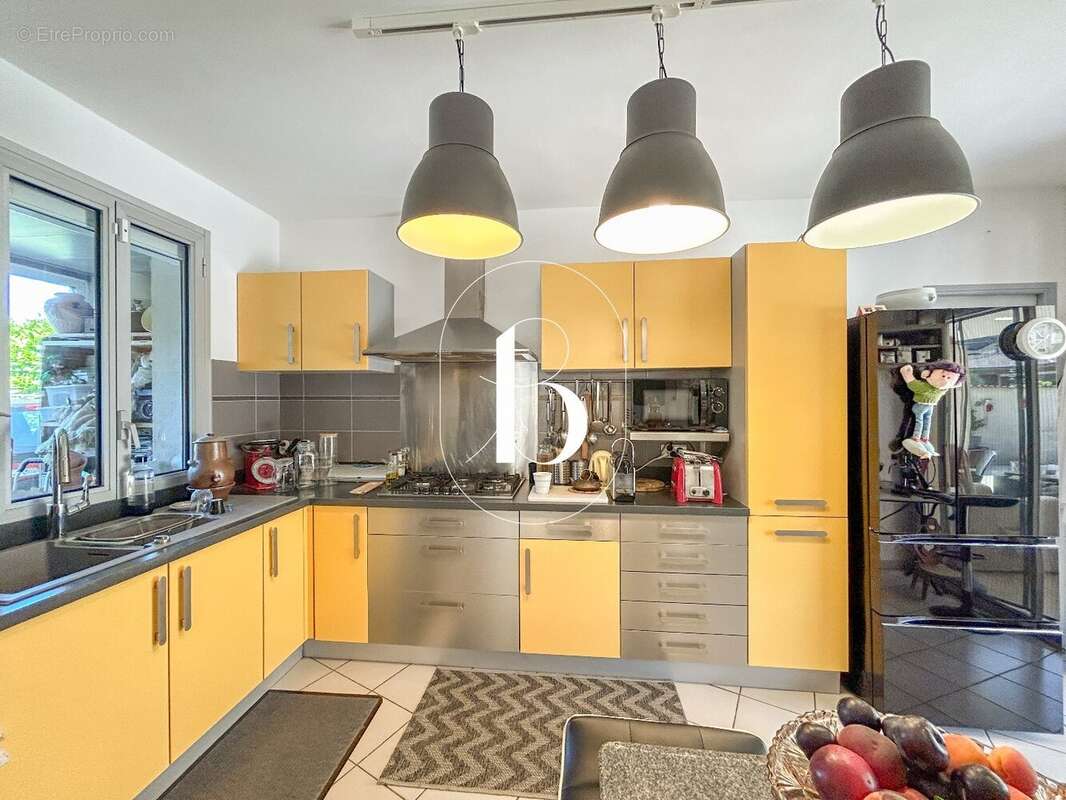 Maison à VALLON-PONT-D&#039;ARC