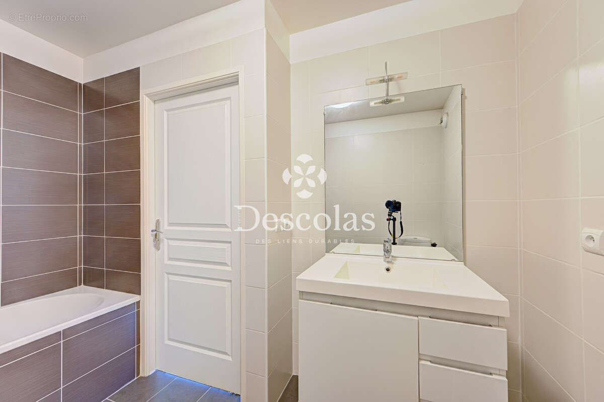 SAINT-GERMAIN-EN-LAYE - Appartement avec terrasse 4 pièces - photo 14