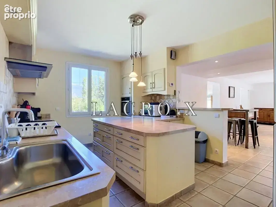 Maison 6 pièces 177 m² à vendre à Bedoin (84410) - photo 8