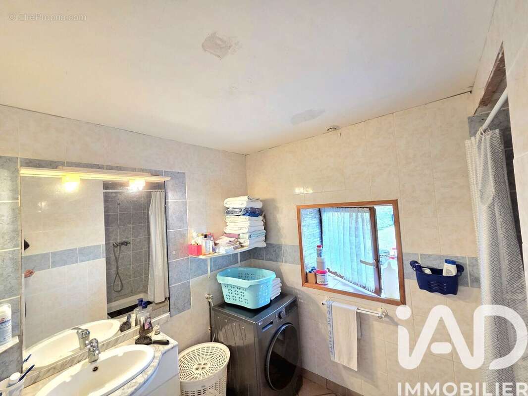 Maison 144 m² à Belabre  - photo 9