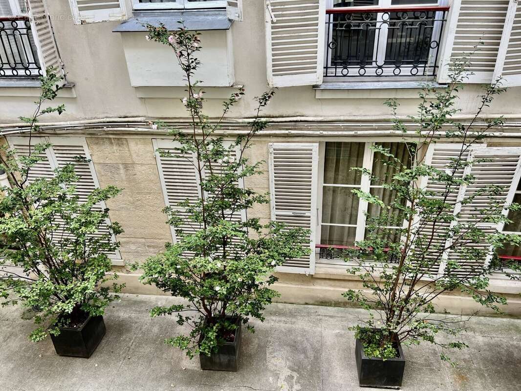 Appartement à PARIS-6E
