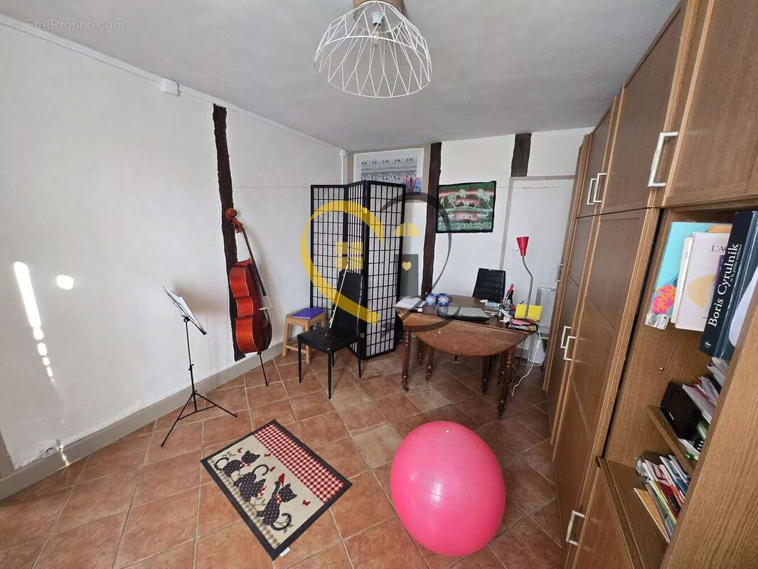 Maison à MENETOU-SALON