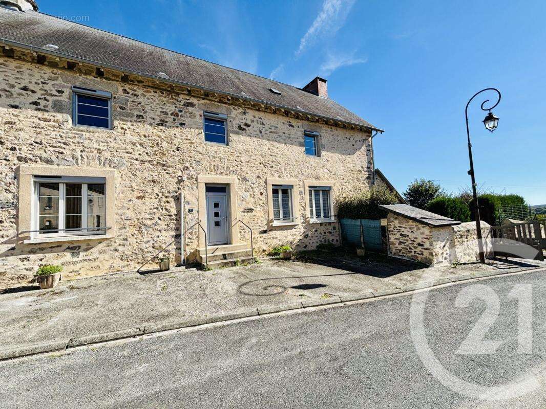 Maison à LA PORCHERIE