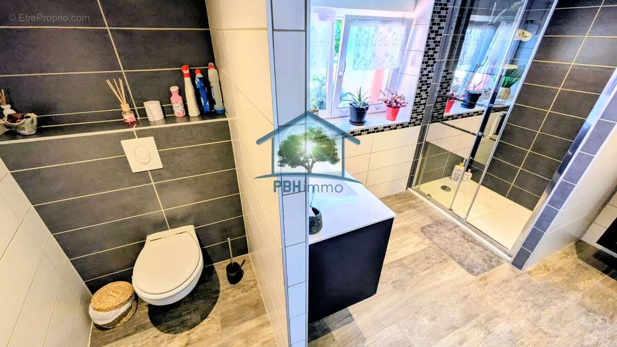 OBERSOULTZBACH (67) - Maison 156m² habitables  + Maison 60m² à rénover avec Cour, Caves, Jardin et Terrasses sur 5.08 ares - photo 6