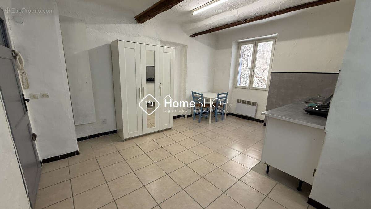 Appartement à MARSEILLE-6E