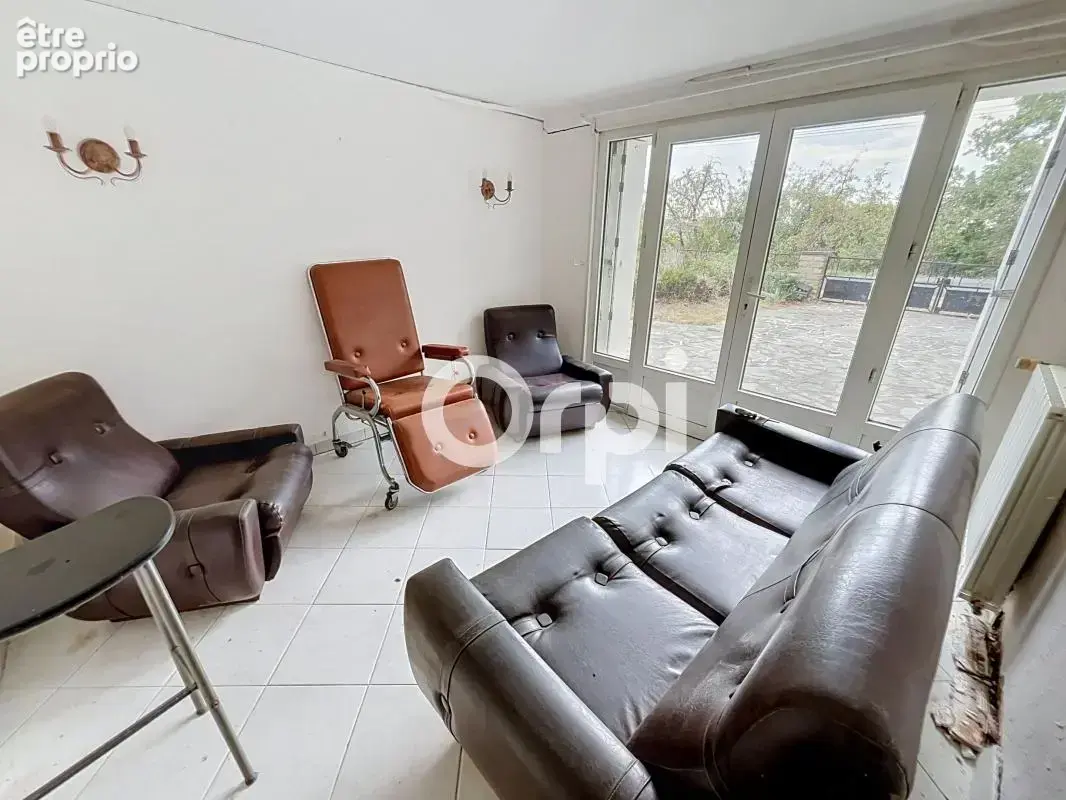 Maison À Vendre sur les hauteurs du Lardin ! - photo 11