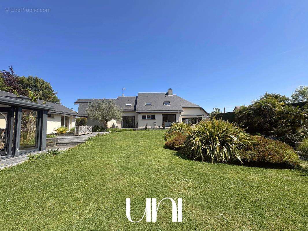Maison à HERMANVILLE-SUR-MER