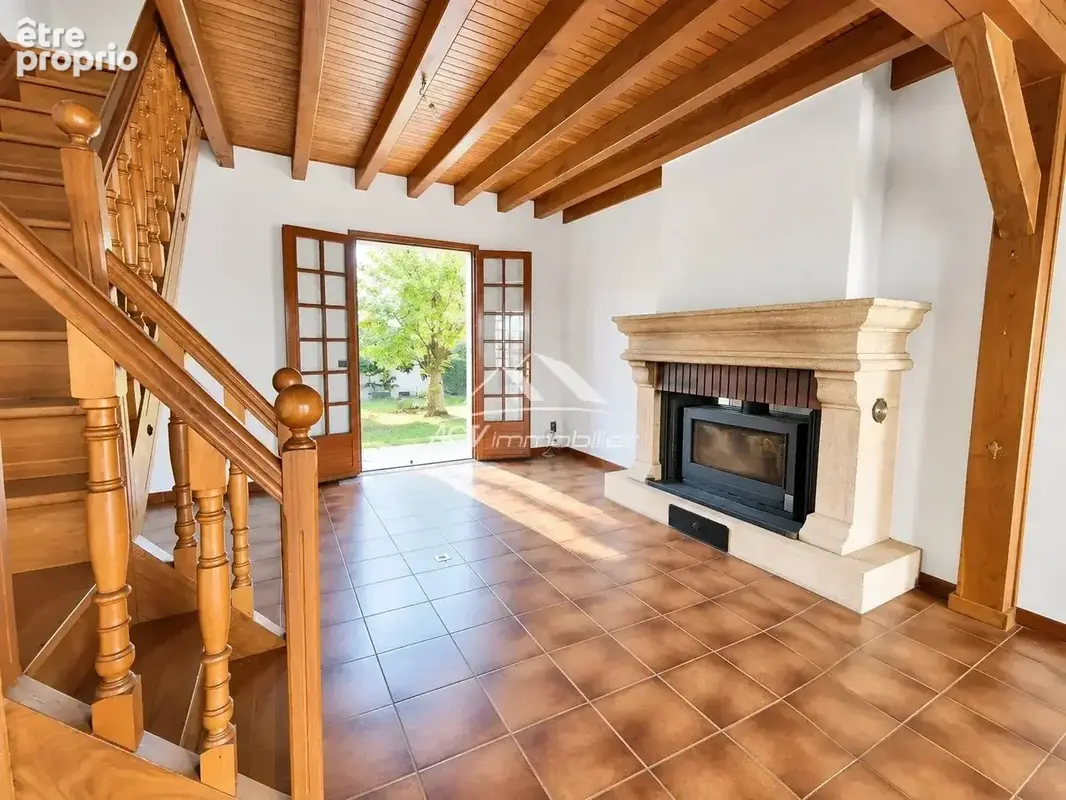 Rousson, propriété avec piscine, vue dégagée, vaste terrain clos de 4208 m², 150 m² habitable, 190 m² d'annexes - photo 11