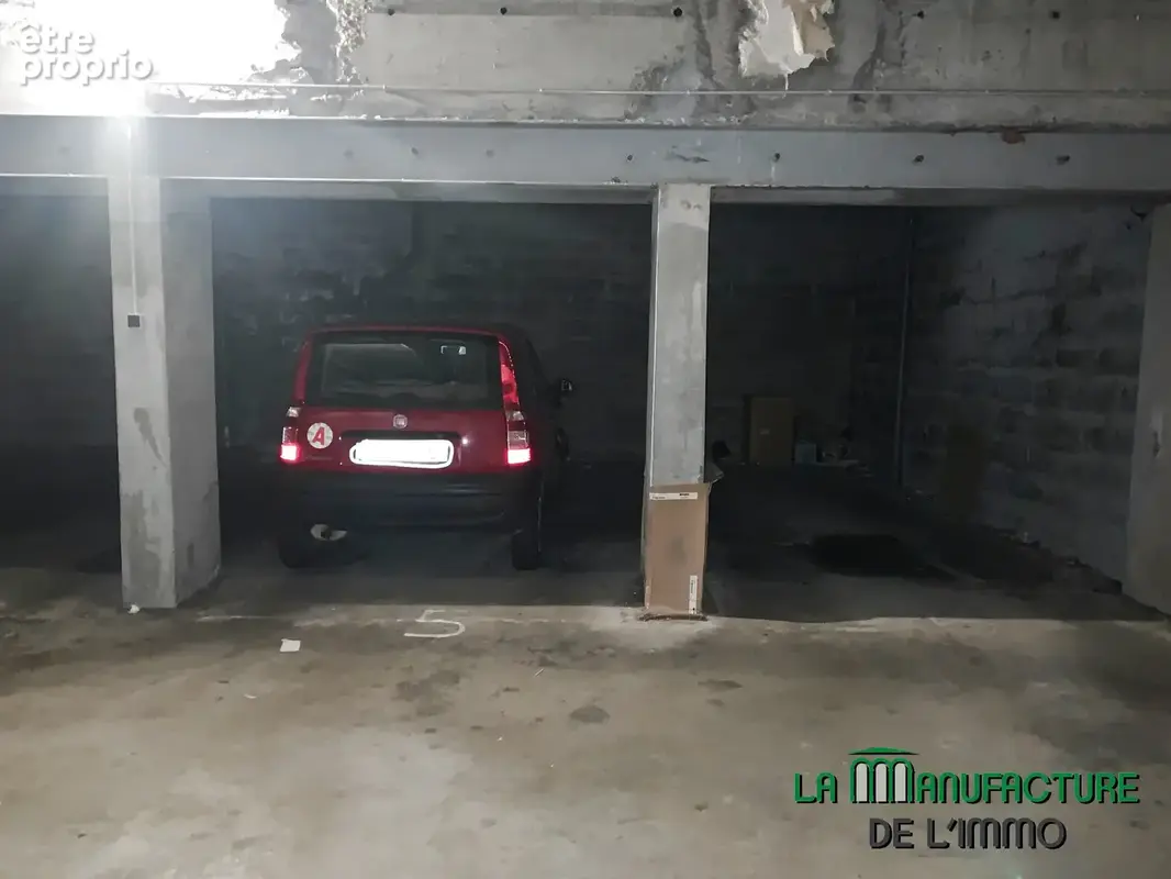 Lot de 7 emplacements de parkings loues - centre ville - saint-etienne - photo 6