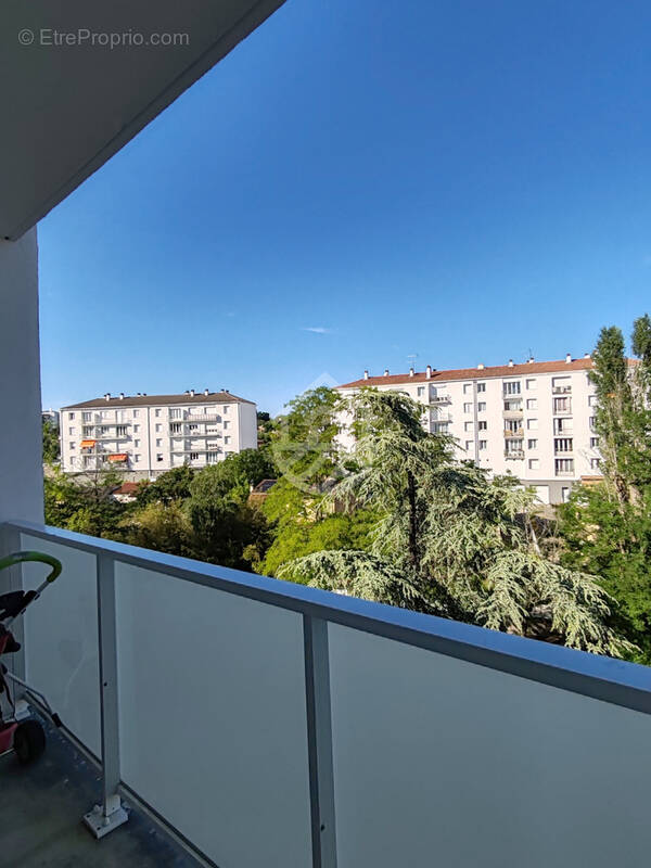 Appartement à BOURG-LES-VALENCE