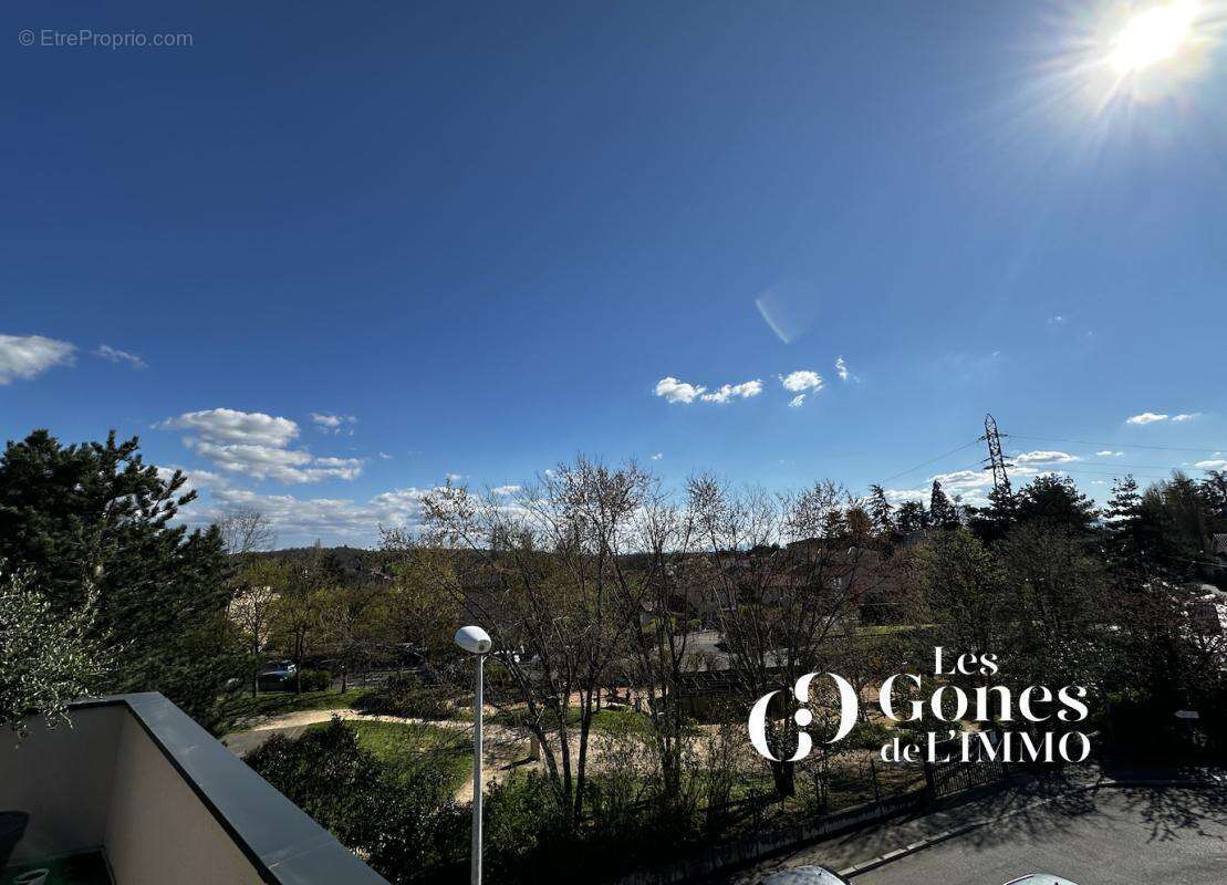 Appartement à CRAPONNE