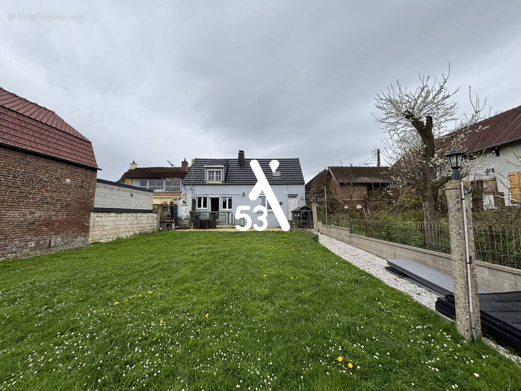 Maison à ELNES